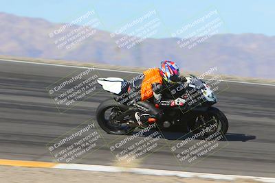 media/Dec-15-2023-Apex Assassins (Fri) [[91f19fb1c7]]/Racer 2/Session 2 (Bowl Exit)/
